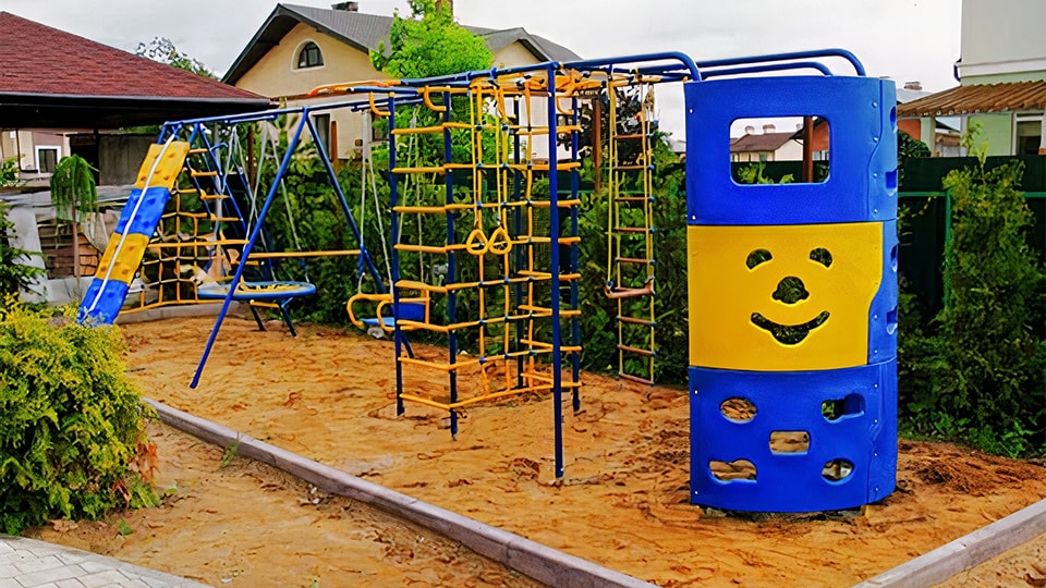 Проектирование и монтаж пластиковых детских площадок в Белгороде
